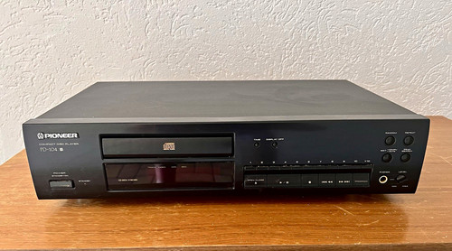 Pioneer 104 player - pd-104, cd-player