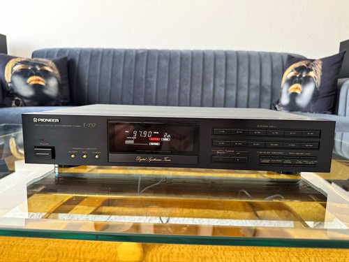 Pioneer 737 fm digital - am/fm,