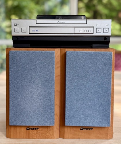 Pioneer stereo receiver - pioneer,
